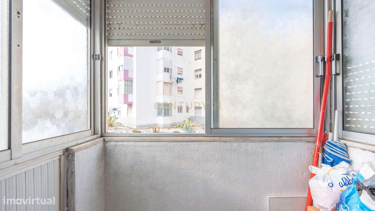 Apartamento T2 em Odivelas, Póvoa de Santo Adrião-22