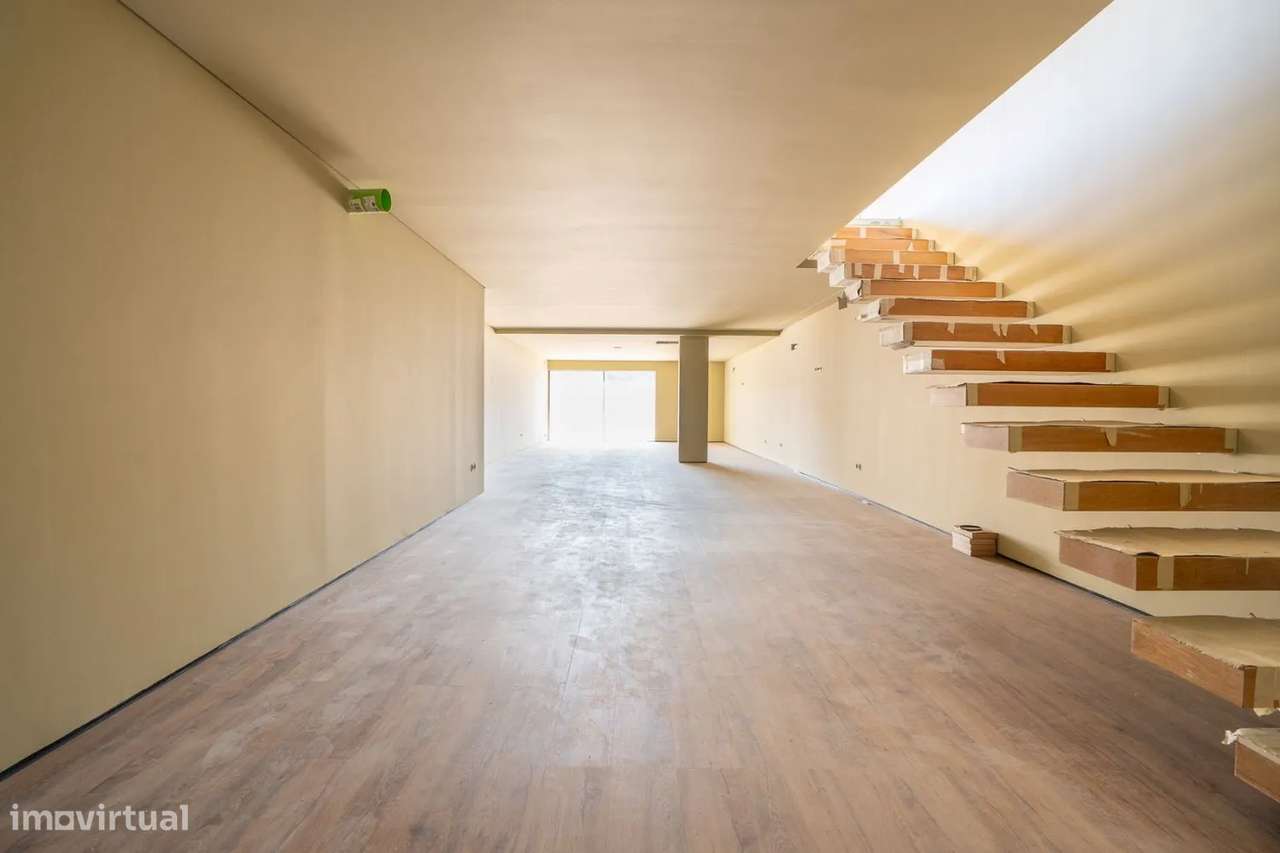 Moradia em Banda V3 +1 Nova c/ Piscina em Gondomar - Grande imagem: 3/26