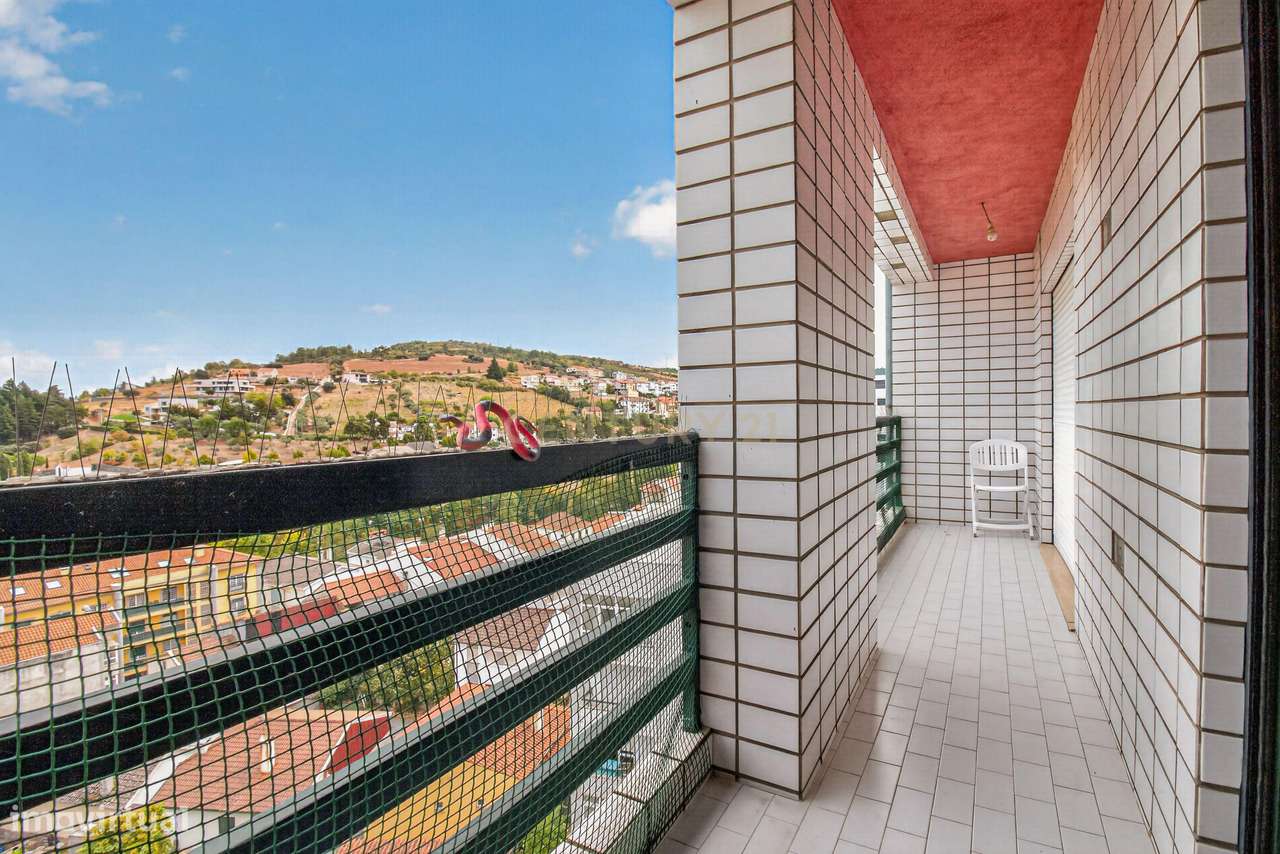 Fantástico APARTAMENTO T3 no #CENTRO de# BRAGANÇA!!!- AVENIDA SÁ CARNE-20
