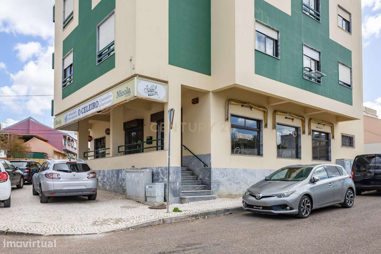 Oportunidade Única de Negócio: Restaurante Celeiro – Take Away – Churr - Grande imagem: 4/20