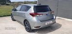 Toyota Auris 1.8 HSD Square Collection - 11