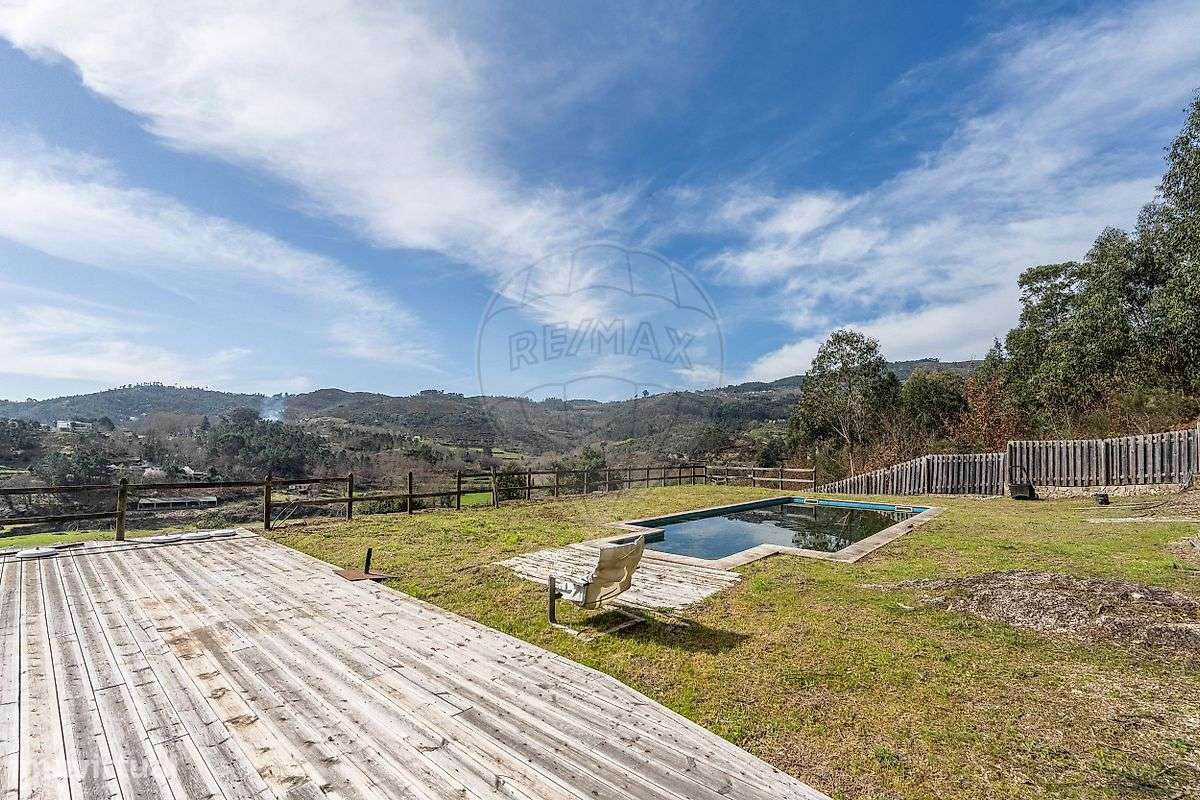 Moradia T2 para venda-21