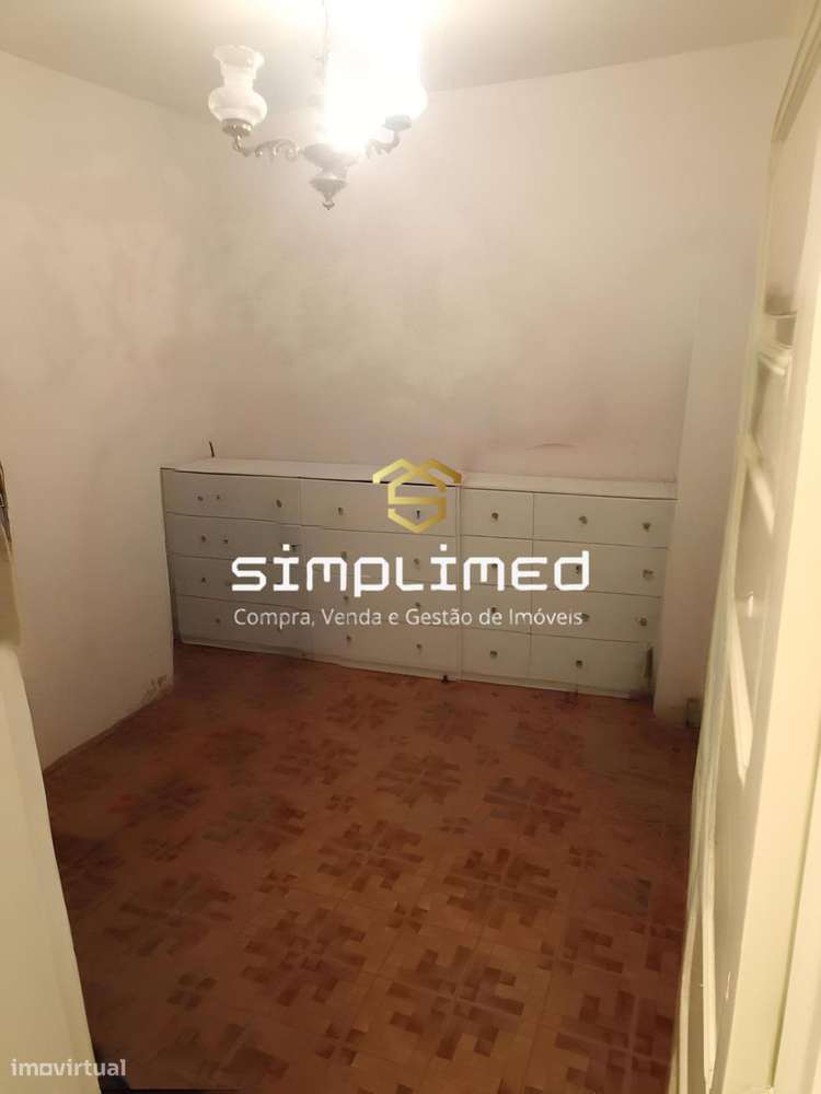 Moradia T2 localizada em Tomar com Logradouro-9