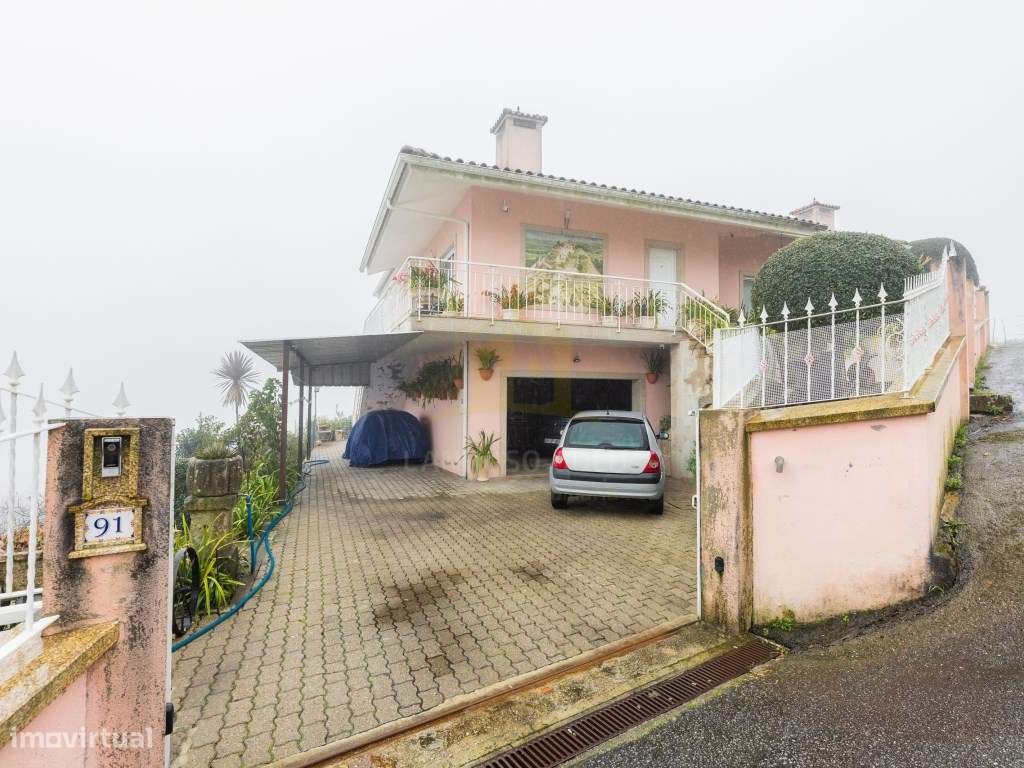 Excelente Moradia T3 em Lanhoso - Póvoa de Lanhoso-37