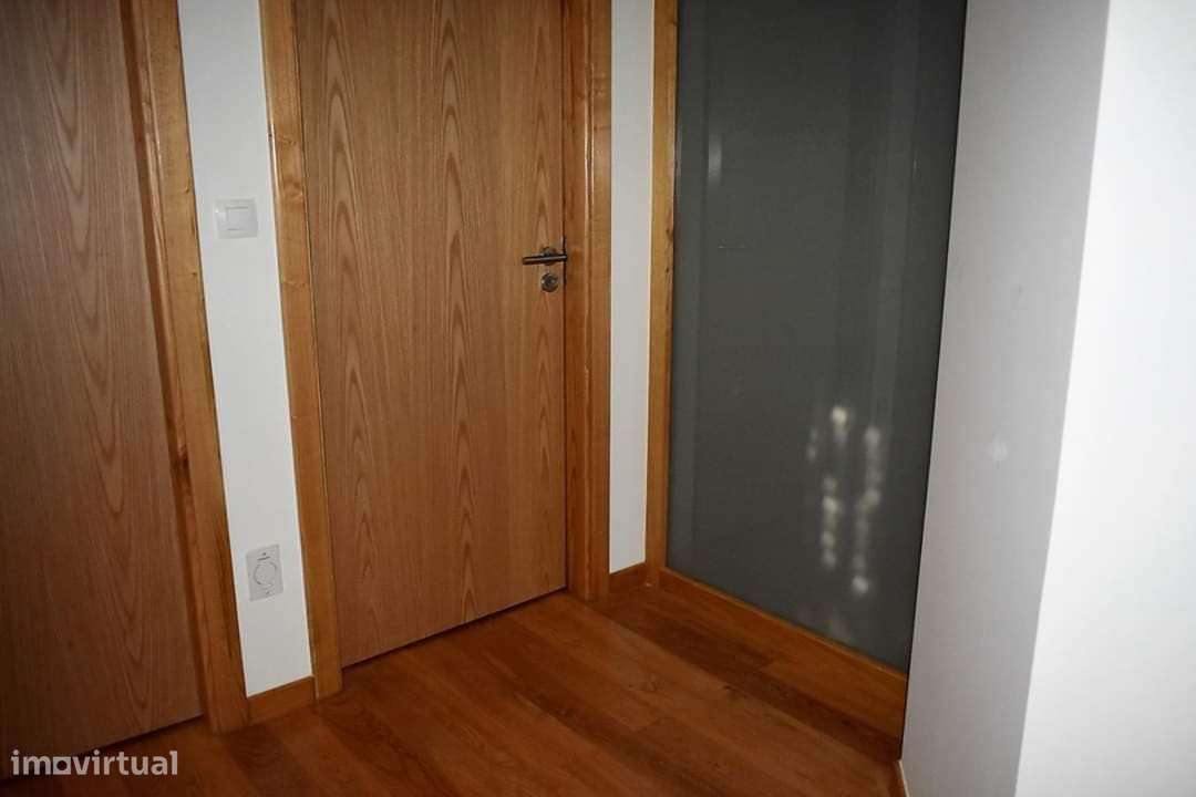 Apartamento - T2 - Como novo - Grande imagem: 5/11