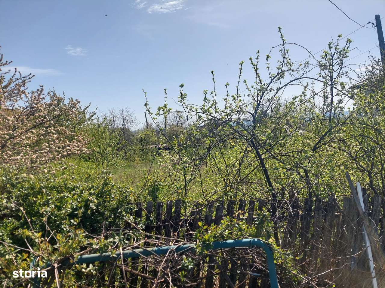 Teren centru Miroslava, langa Aauchan, intre case, toate utilitatile-4