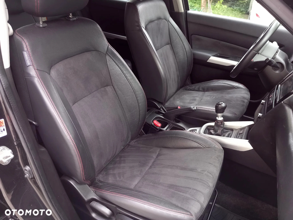 Suzuki Vitara 1.4 Boosterjet Premium 4WD - 12