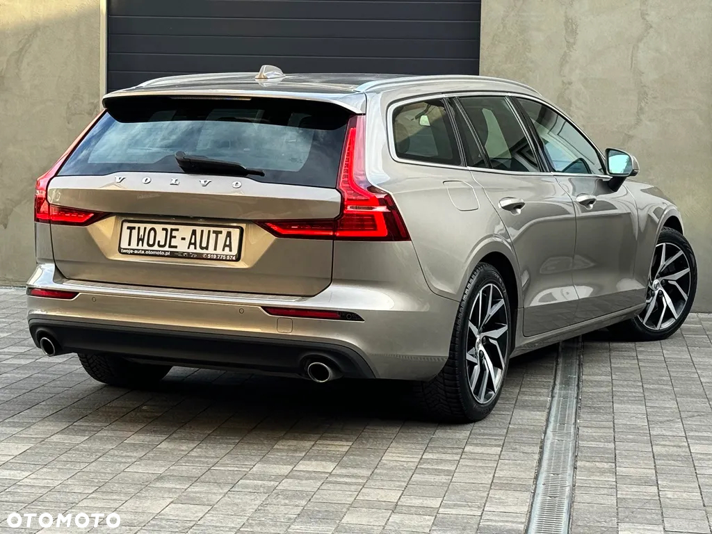 Volvo V60 T5 Geartronic Momentum Pro - 25