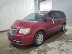 Chrysler Town & Country - 1