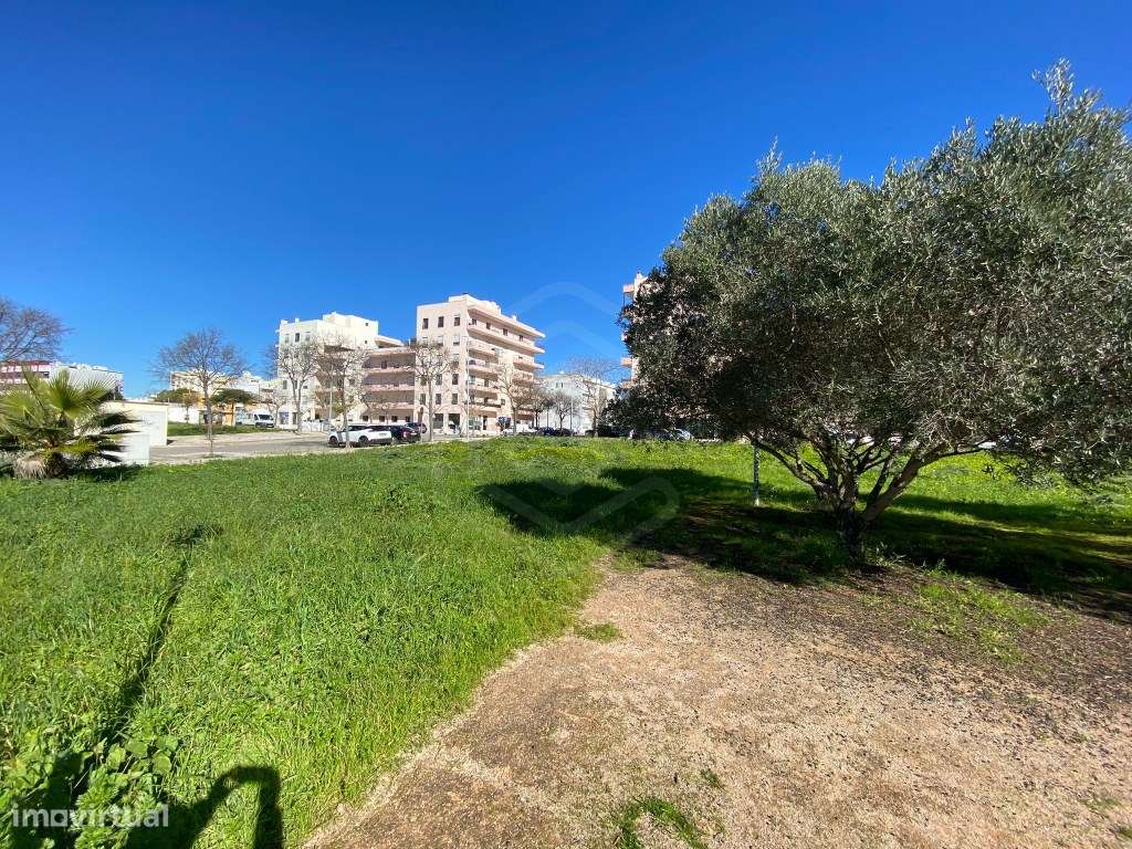 Lote para construção de 15 fogos + 1 loja, Loulé, Algarve - Grande imagem: 4/14