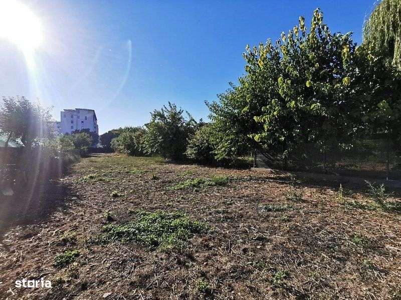 Teren de vanzare in zona Ostroveni-2