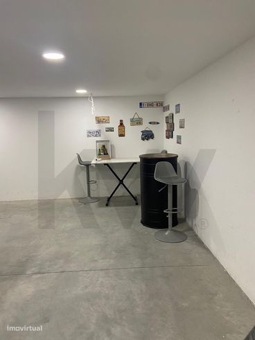 FANTÁSTICA MORADIA RECENTE EM ALGUEIRÃO – CONFORTO, ESPAÇO E QUALID-36