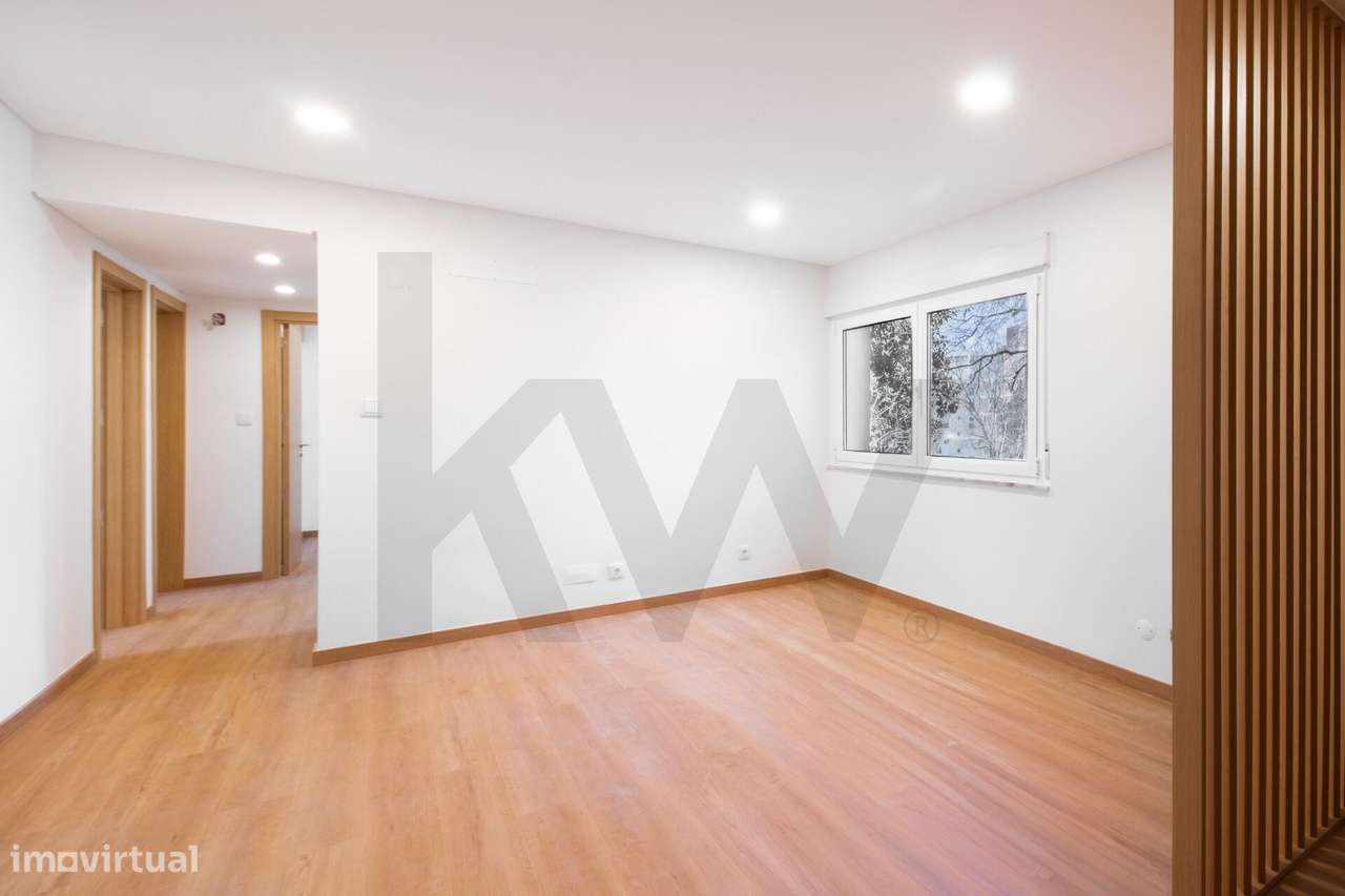 T4 de Luxo nos Olivais Sul – Renovação Total e Design "Chave na Mão" - Grande imagem: 2/27