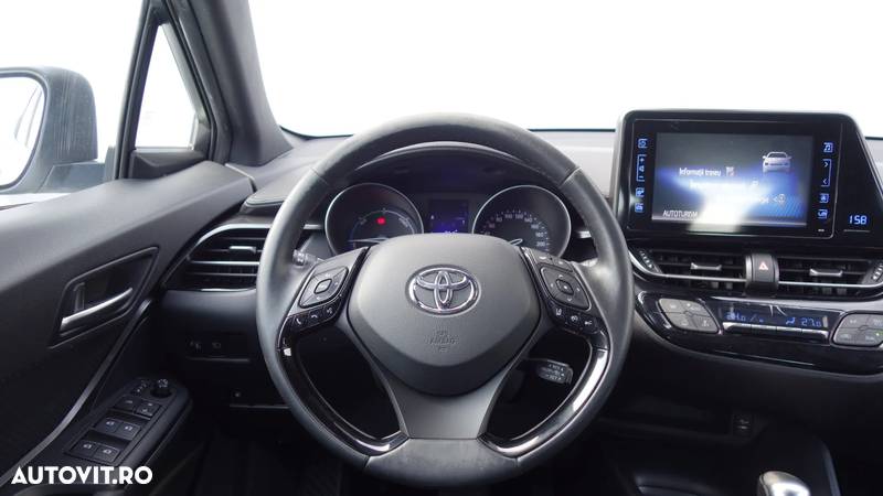 Toyota C-HR Hybrid Lounge - 12