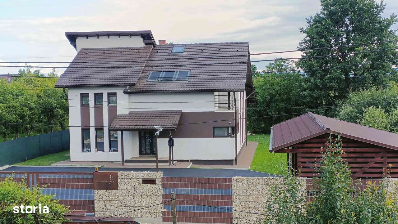 CASĂ PREMIUM - 200 mp utili - Teren 1.046 mp - Clasa A - Imagine principală: 1/20