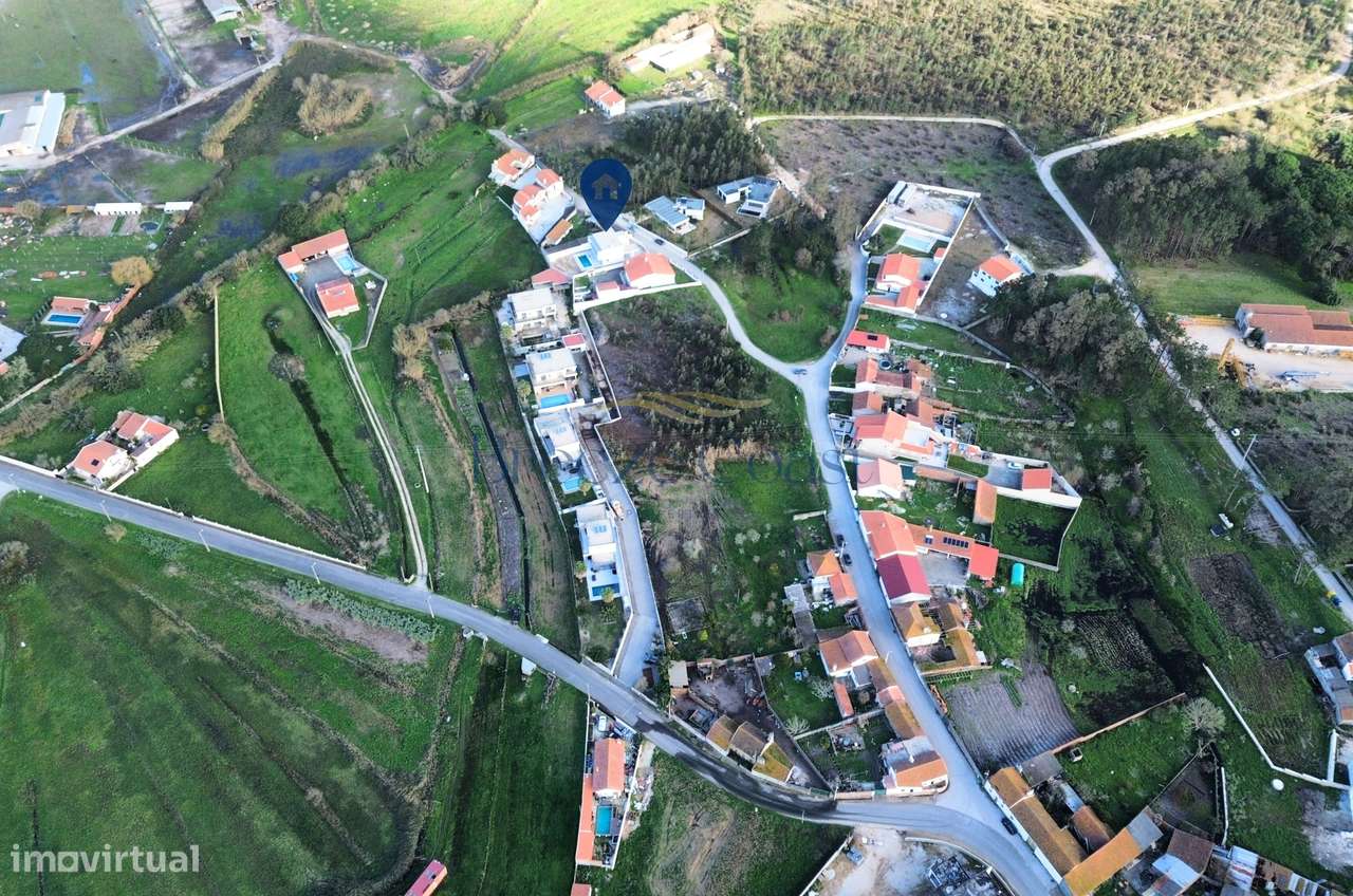 Moradia T4 de Luxo a 5 Minutos da Baía de São Martinho do Porto-31