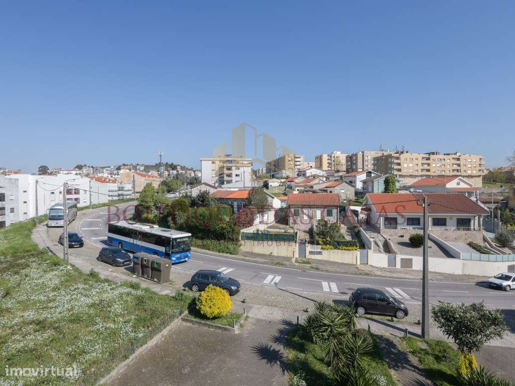 T3 Último Piso com Elevador | Remodelado | 3 Frentes | Muita Luz | ...-35