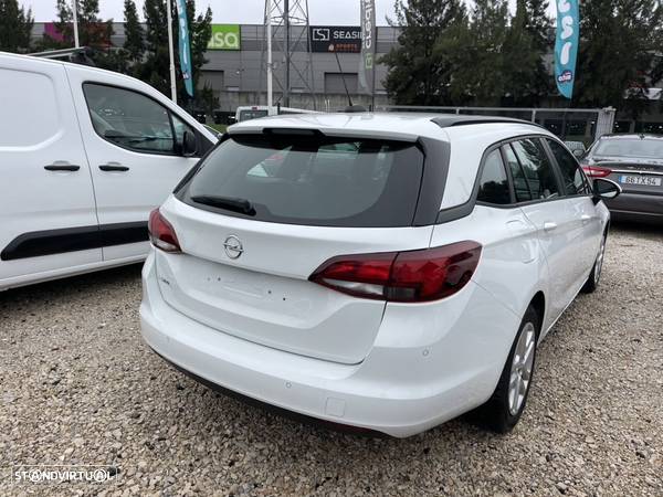 Opel Astra Sports Tourer 1.5 D S&S Elegance - 9