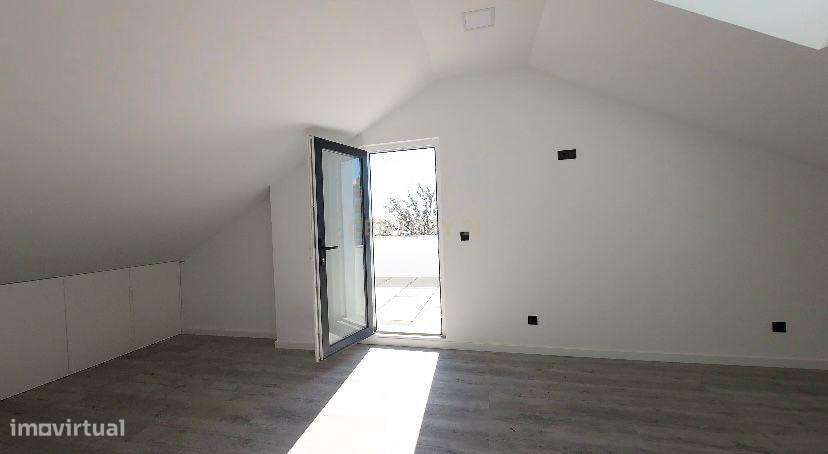 T5 Duplex | 2º Piso | Prédio novo | 1 Fração por piso-19