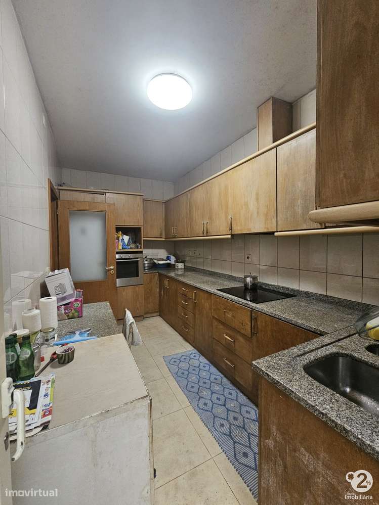 Moradia V3 em São Mamede Infesta-5