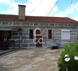 Moradia T2 em Bairro - Vila Nova de Famalicão
