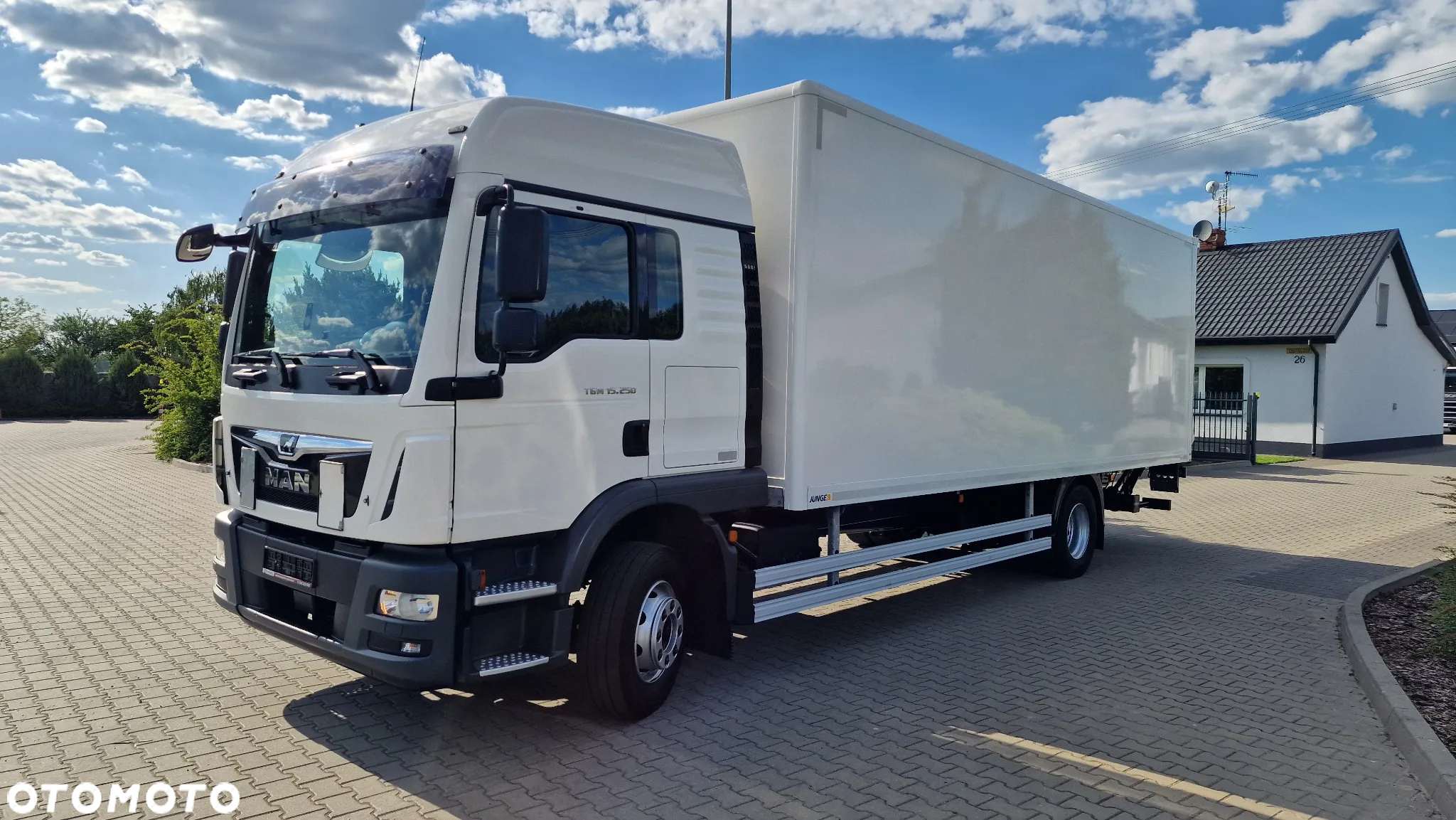 MAN TGM 15.250 KONTENER Z DE JAK NOWY !!! 15500 KG DMC - 2