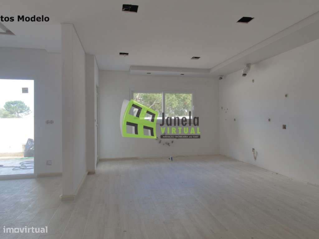 Moradia Isolada T3 com Piscina - Em Construção em Azeitão - Grande imagem: 4/15