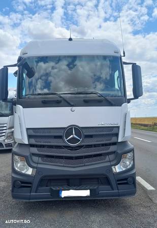 Mercedes-Benz Actros - 2