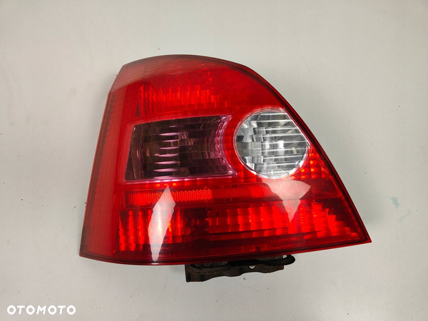 HONDA CIVIC VII 5D LAMPA LEWA TYŁ ORG. ŁADNA - 1