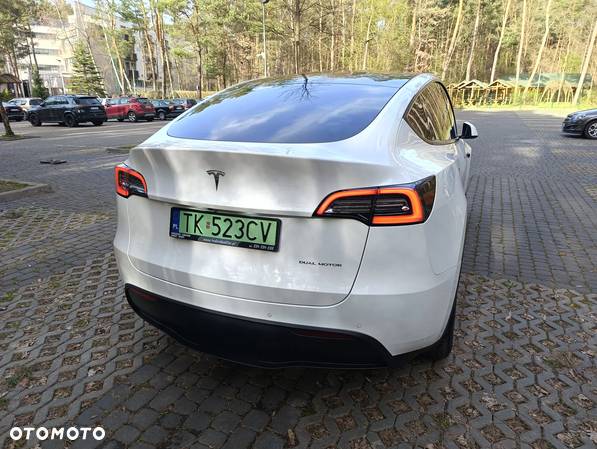 Tesla Y Model Long Range Dual Motor AWD - 8