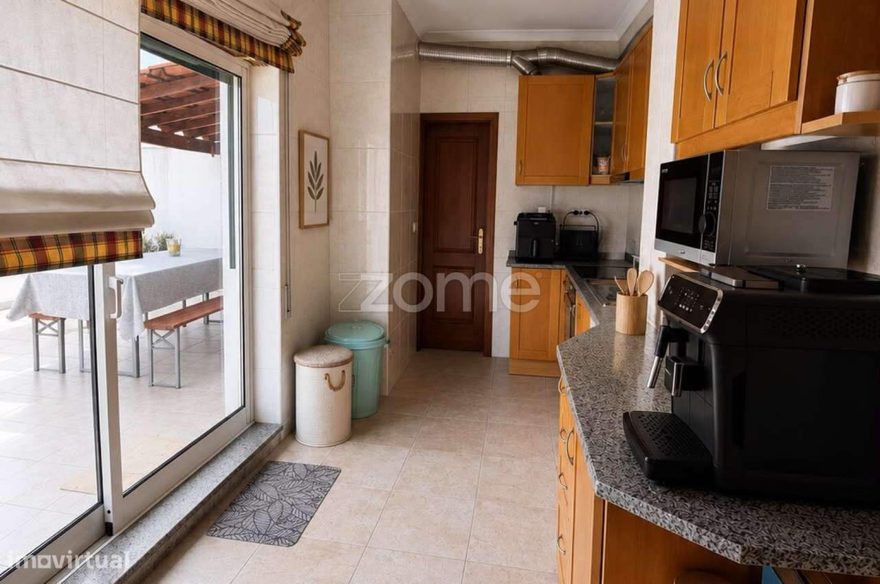 Apartamento T2 Duplex com Terraço e Potencial de Rentabilidade l Vi...-7