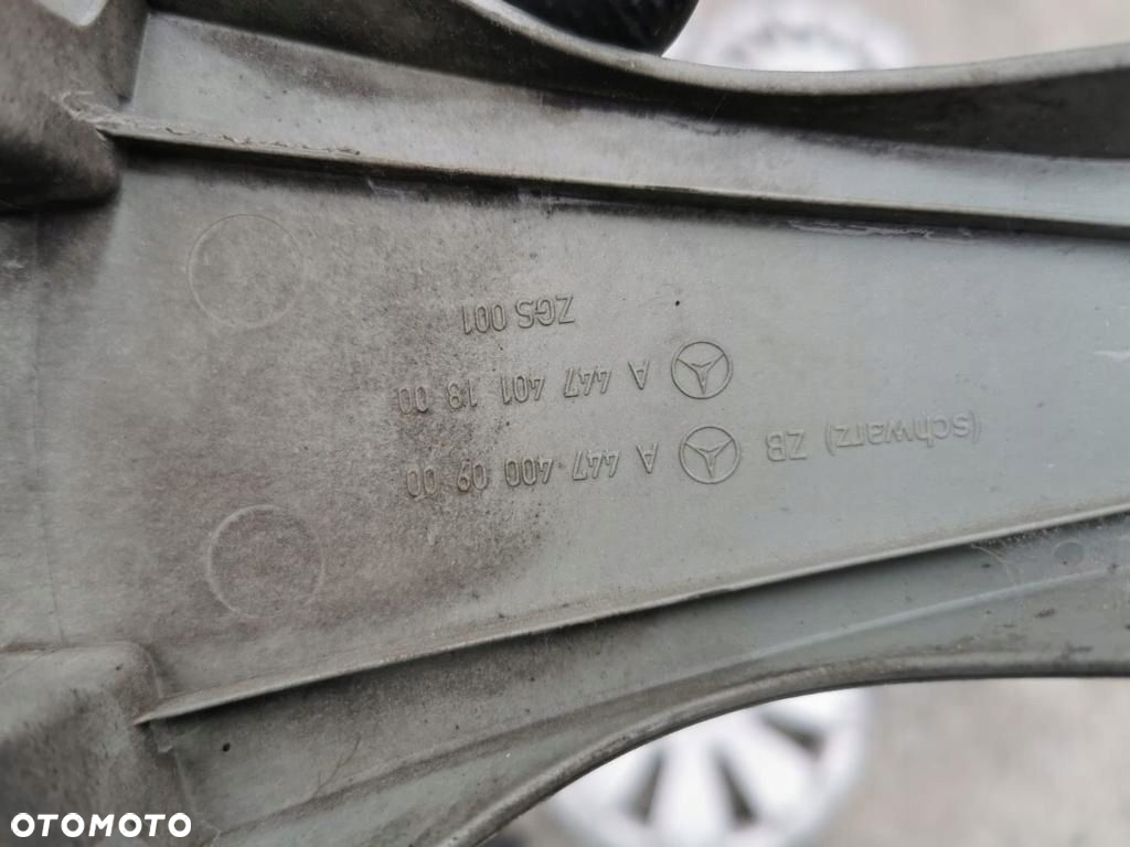 KOŁPAK 15 MERCEDES A B KLA W176 W247 A2474000500 - 2