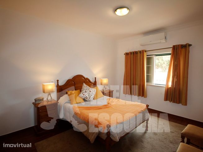 MORADIA V4 ALVOR 1200 000€-30