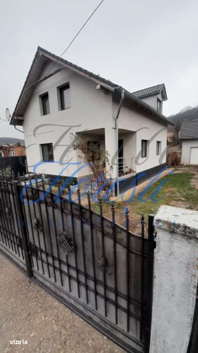 Casa individuala 4 camere 110 mp, garaj 12 mp,2100 mp teren zona Zimbo - Imagine principală: 2/3