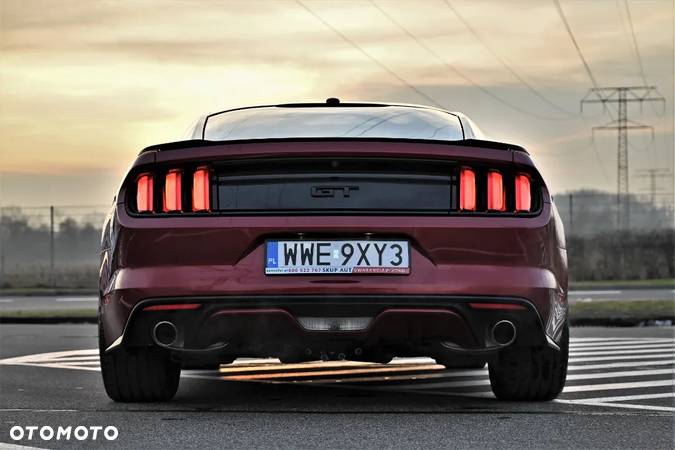 Ford Mustang 5.0 V8 GT - 13
