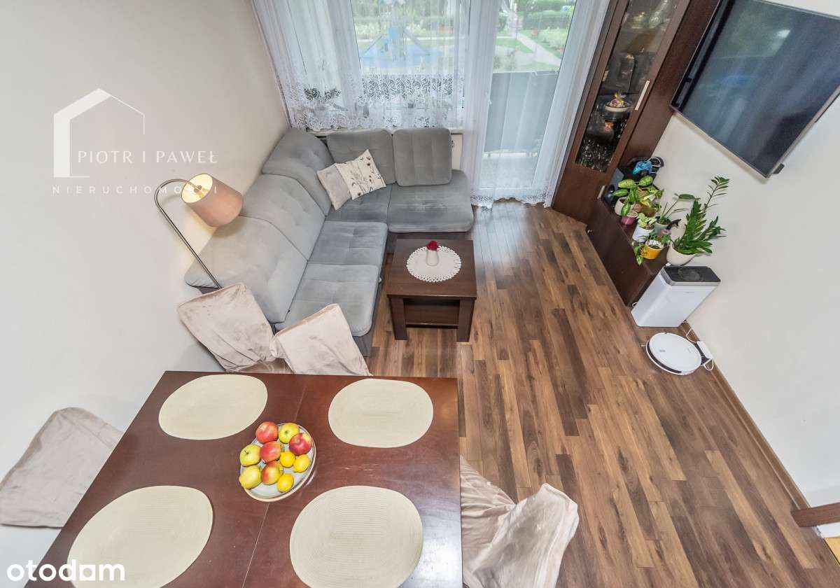 Mieszkanie z klimatem w świetnej lokalizacji!-2