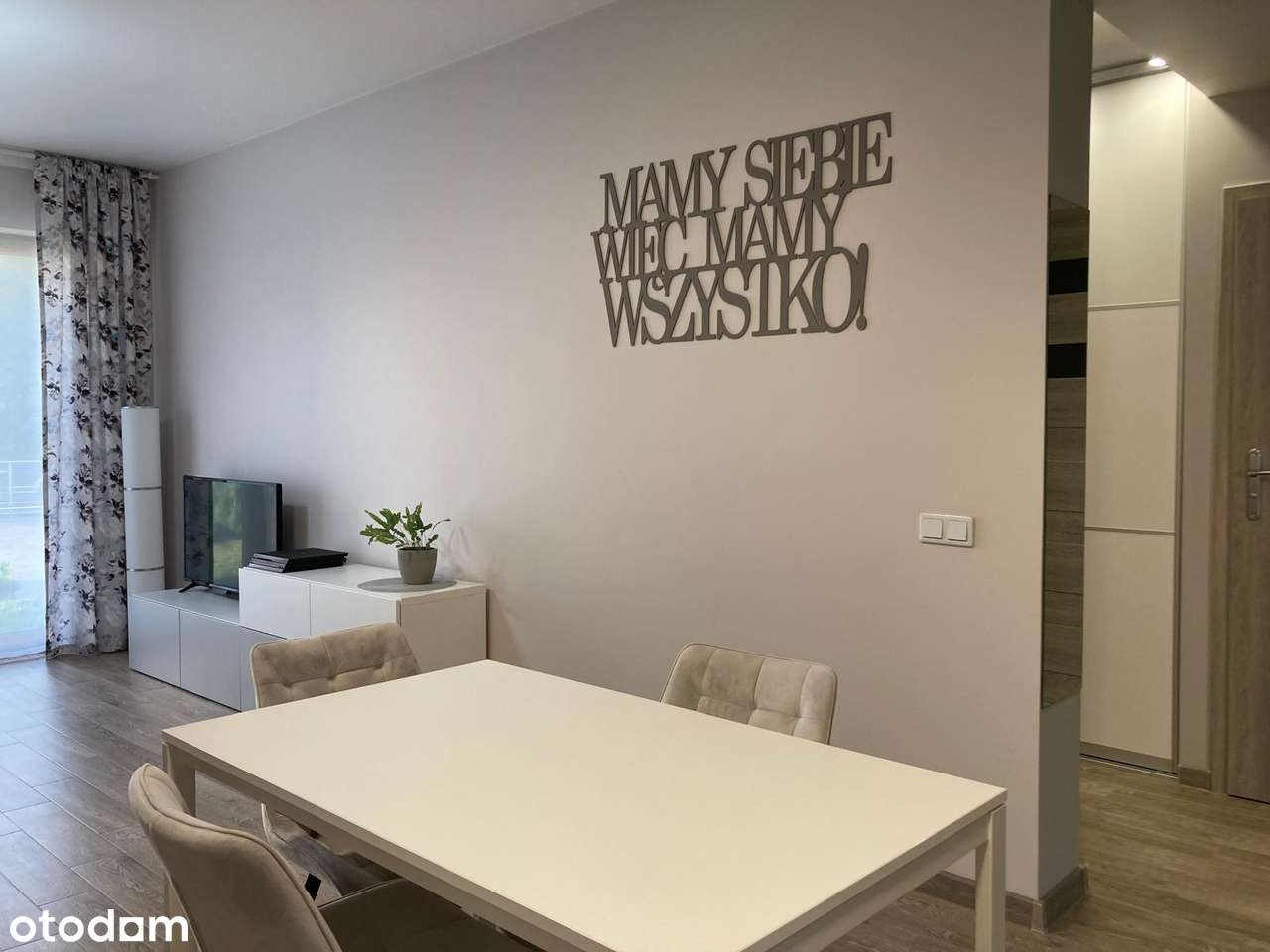 Komfortowe, 2-pokojowe mieszkanie w doskonałej lokalizacji - Pełny obrazek: 4/12