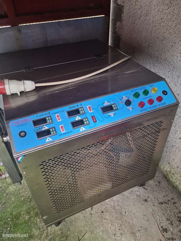 Alugo adega/armazém completo para produção de vinho - 31 mil litros. - Grande imagem: 5/5