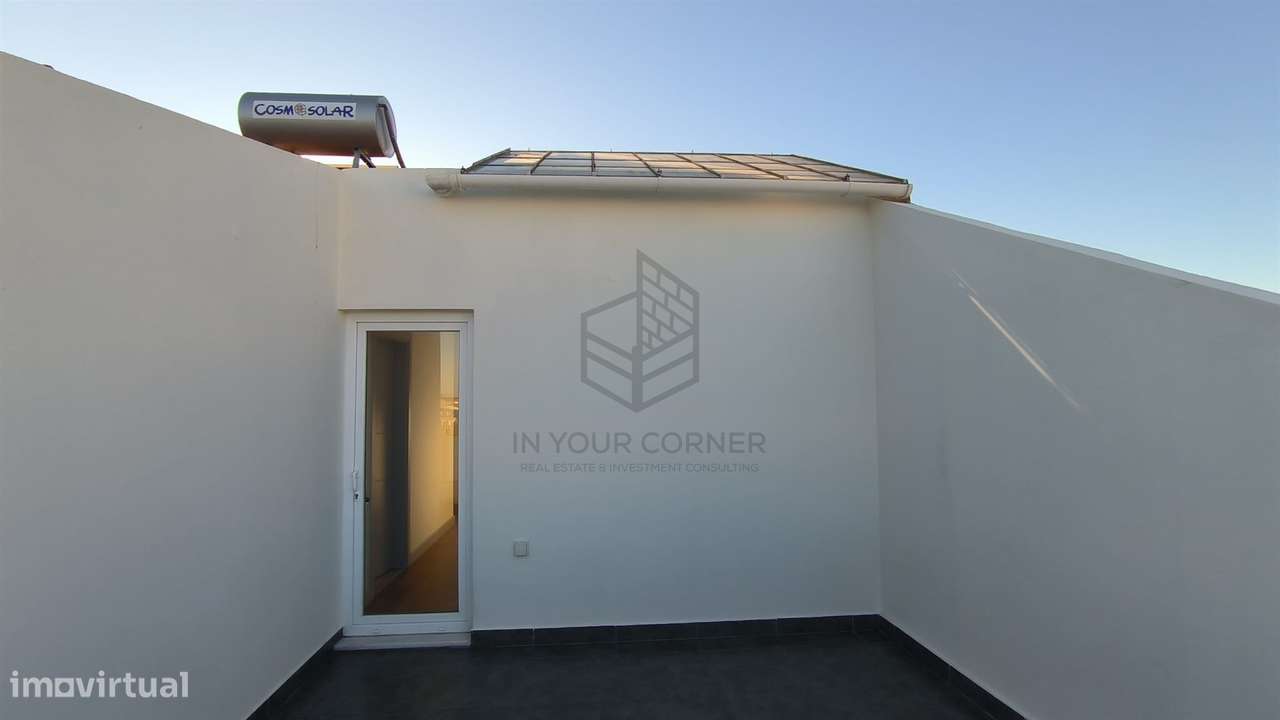 Apartamento T4 DUPLEX Venda em São Vicente,Lisboa-2