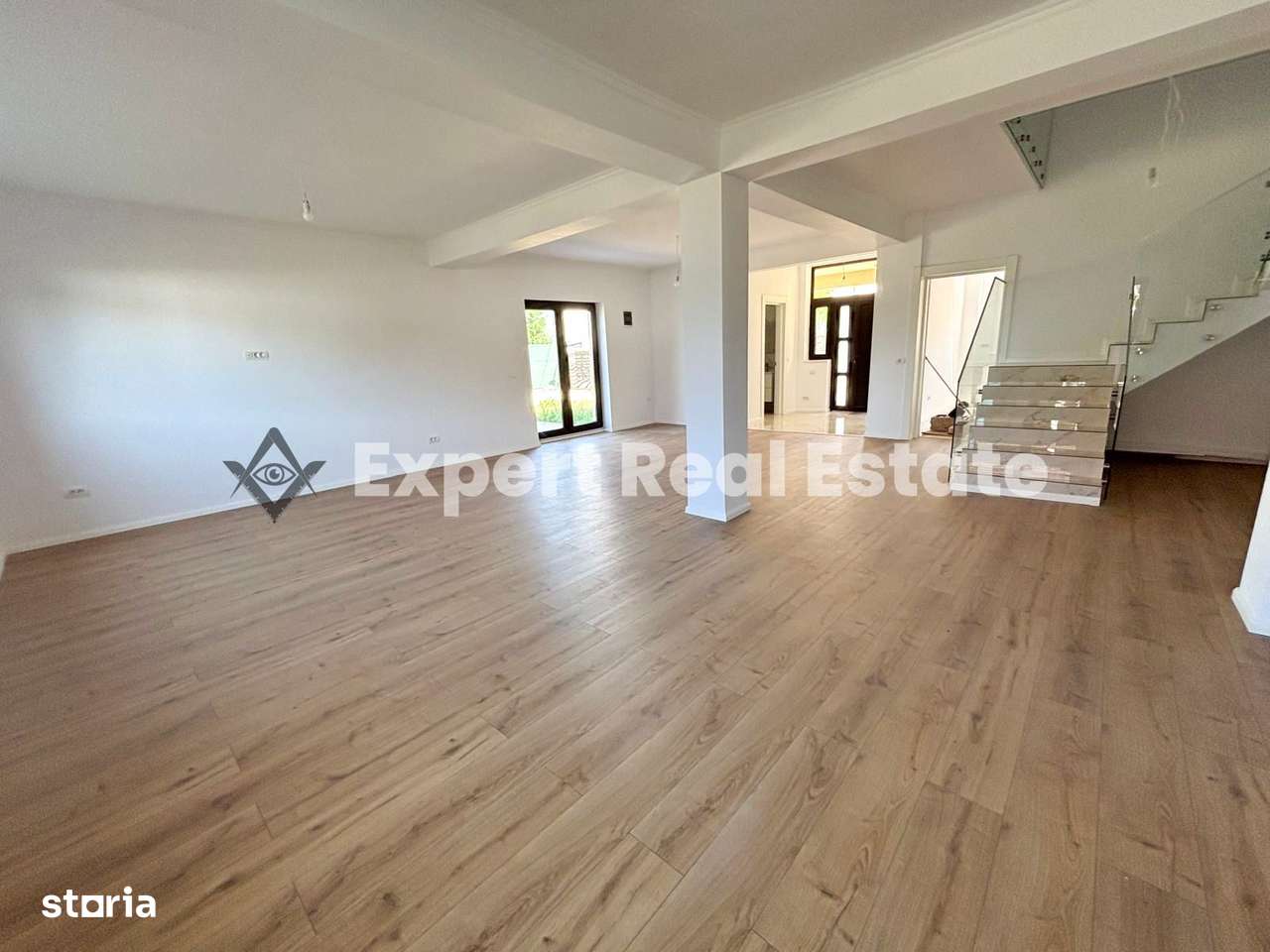 VILA SPATIOASA TUNARI-PIPERA-2