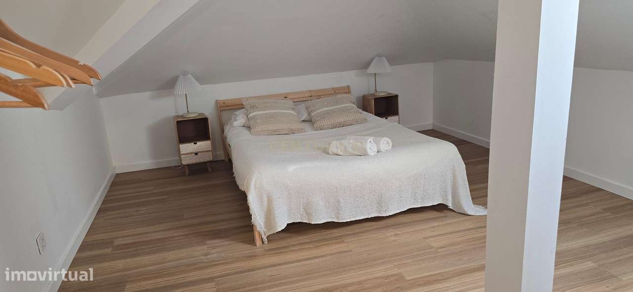 Casa de Hostel Renovada na Costa da Caparica, Almada-9