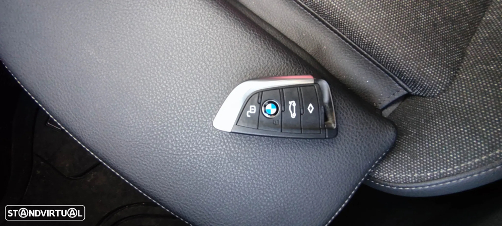 BMW 116 d Pack M Auto - 7