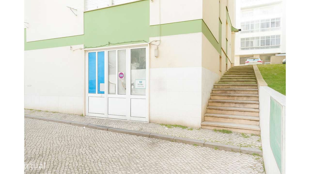 Armazém em Odivelas-7