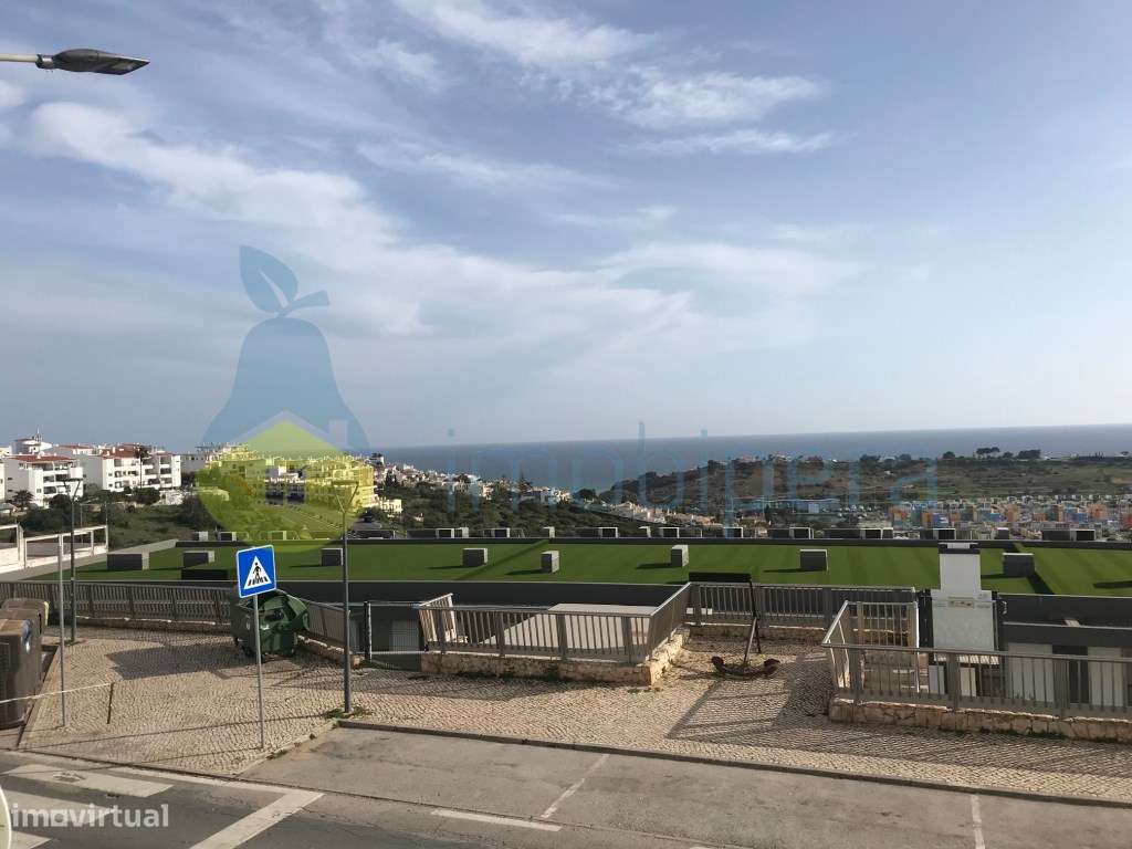 PRÉDIO COM RESTAURANTE/APARTAMENTOS T2 E T1 E MAGNÍFICA VISTA MAR/E... - Grande imagem: 2/10