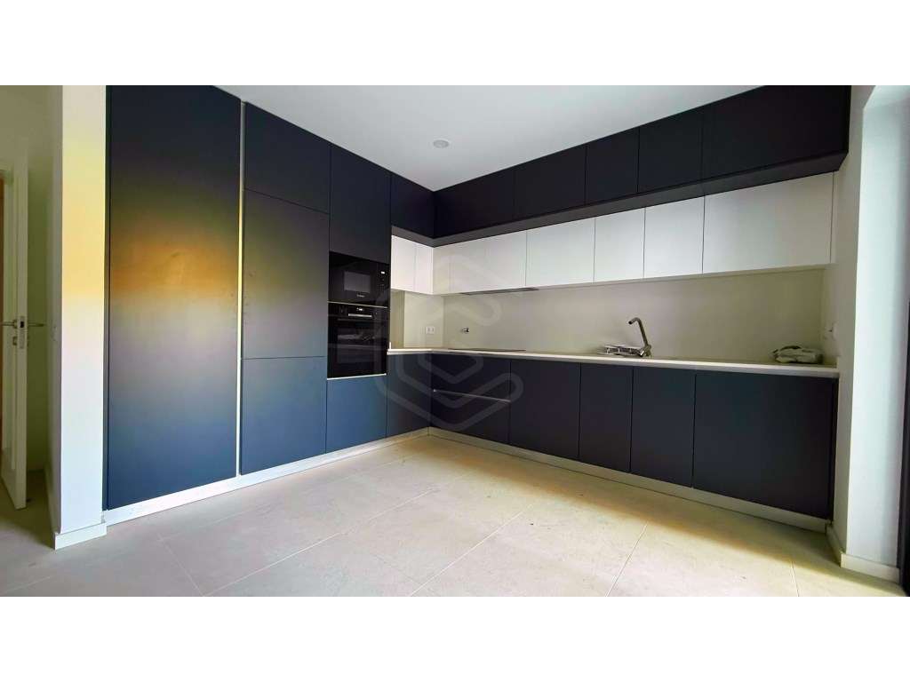 Palácio BR Avenida - Apartamento T2 duplex, com 120m2, vista jardim... - Grande imagem: 4/79