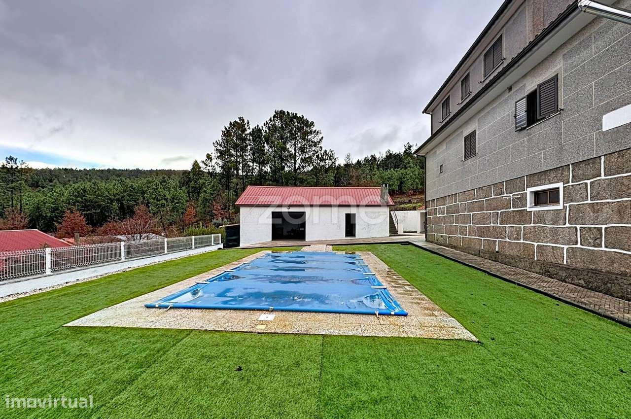 Moradia com Piscina, Quintal e Conforto Total a 8 km de Viseu-33