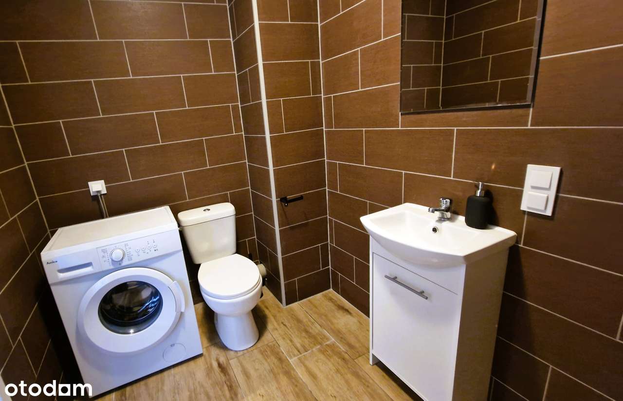 Świeżo wyremontowane!Prywatne miejsce parkingowe, komórka, z ogrodem. - Pełny obrazek: 5/5