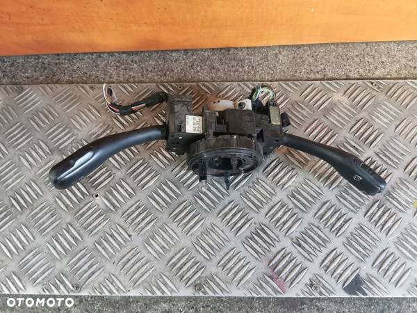 AUDI OE PRZEŁĄCZNIK ZESPOLONY 8L0953513 - 2