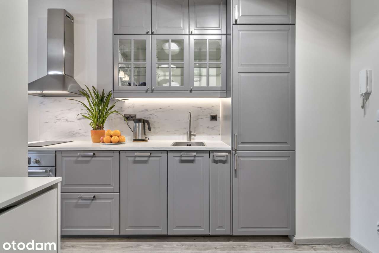 Bez prowizji! Wykończona kawalerka | Widok na Stadion Narodowy-3