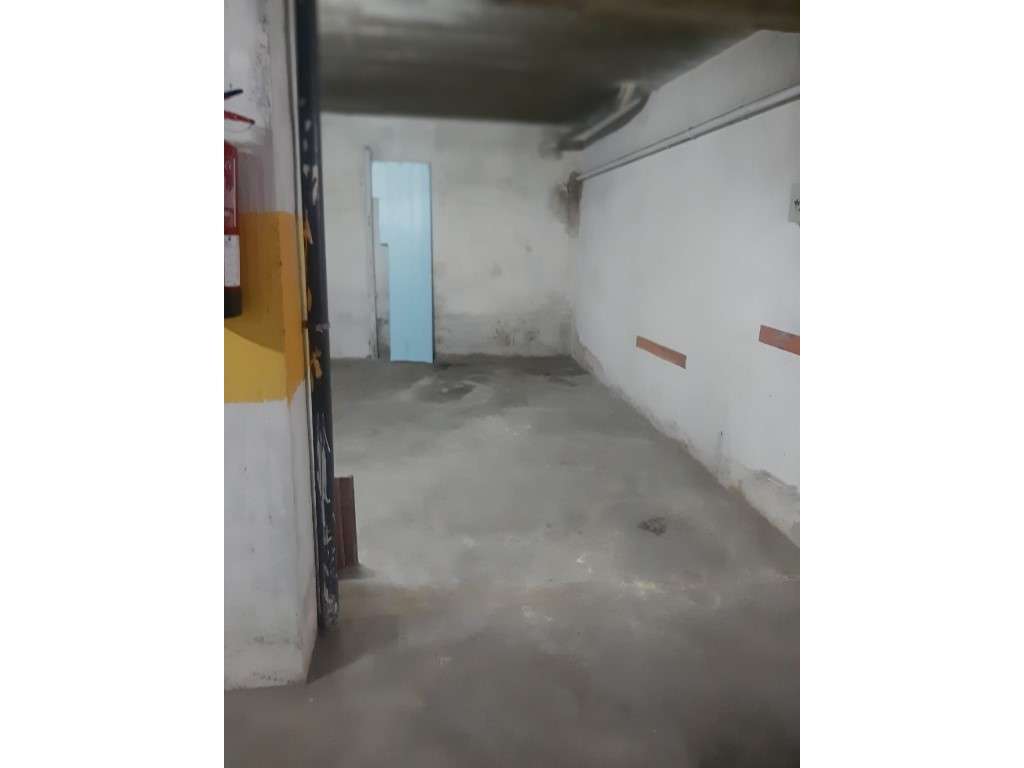 Excelente loja de gaveto - Grande imagem: 5/15